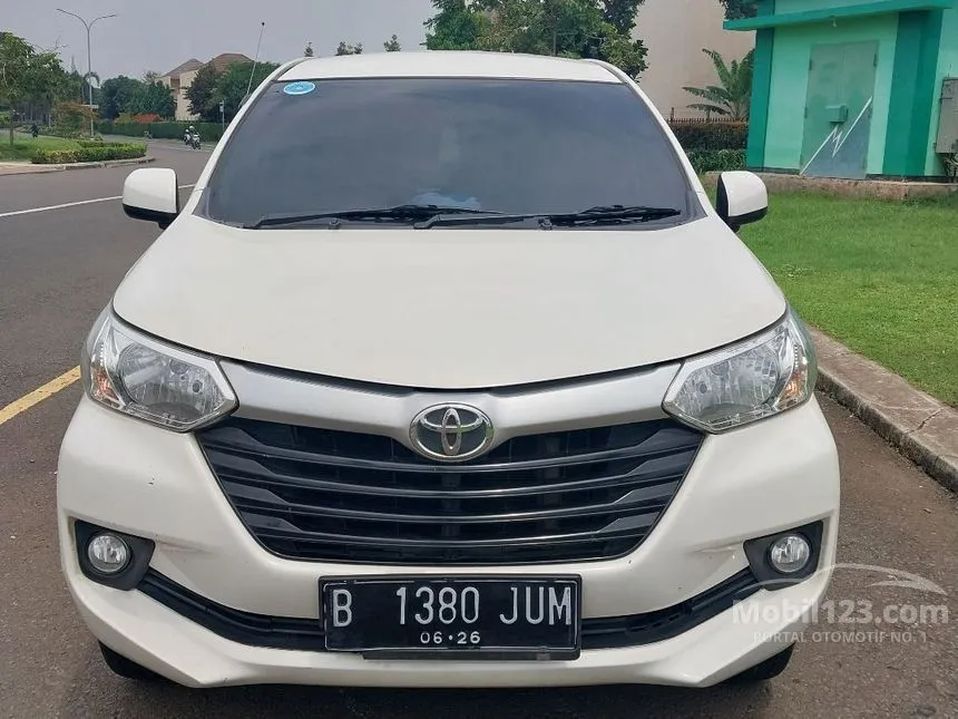 Jual Mobil Toyota Avanza 2016 E 1.3 di Jawa Barat Manual MPV Putih Rp 128.000.000