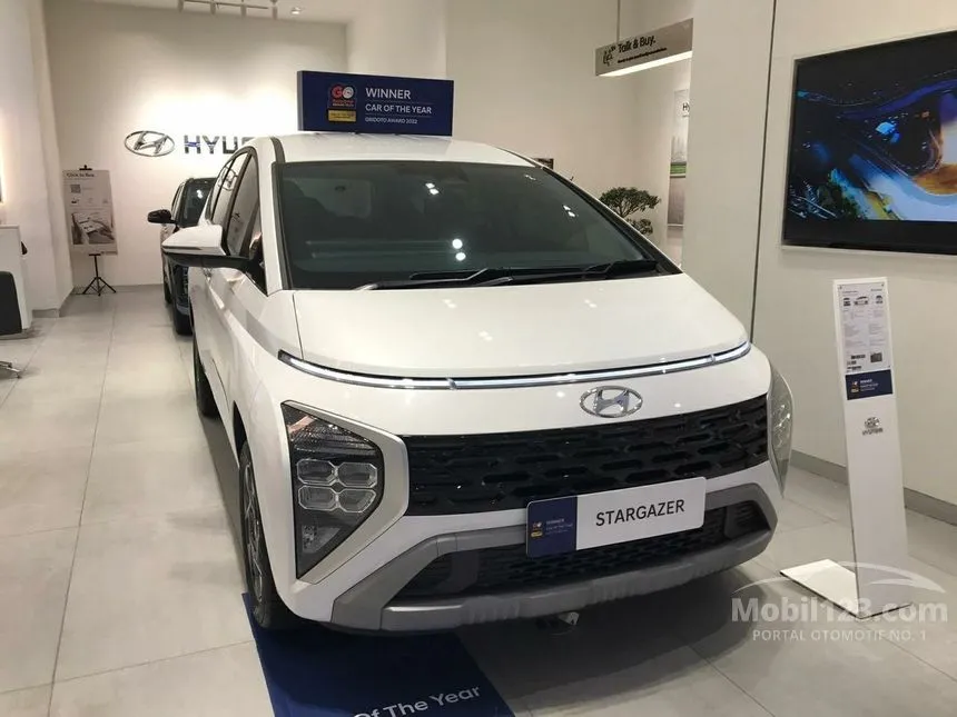 Jual Mobil Hyundai Stargazer 2024 Prime 1.5 di DKI Jakarta Automatic Wagon Ungu Rp 275.200.000
