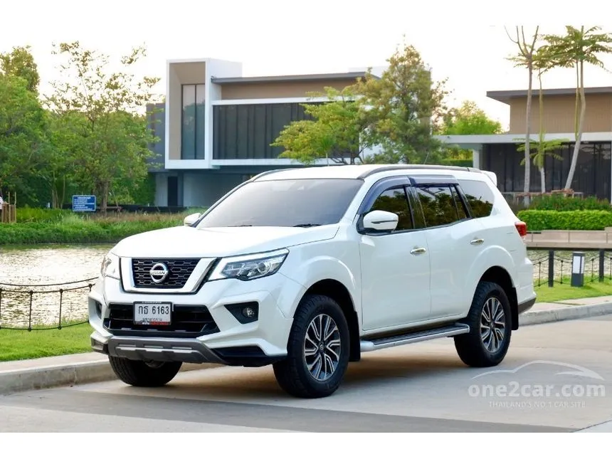 2020 Nissan Terra V SUV