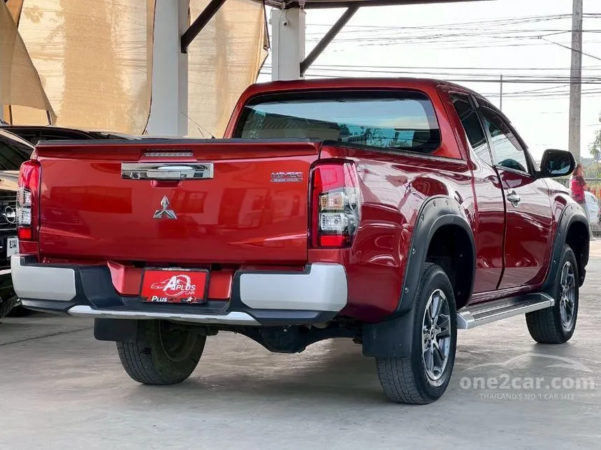 2020 Mitsubishi TRITON GLS Plus Mega Cab Pickup