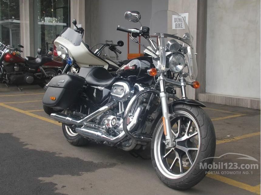  Jual  Motor Harley  Davidson  Sportster 2014 Custom  1 2 