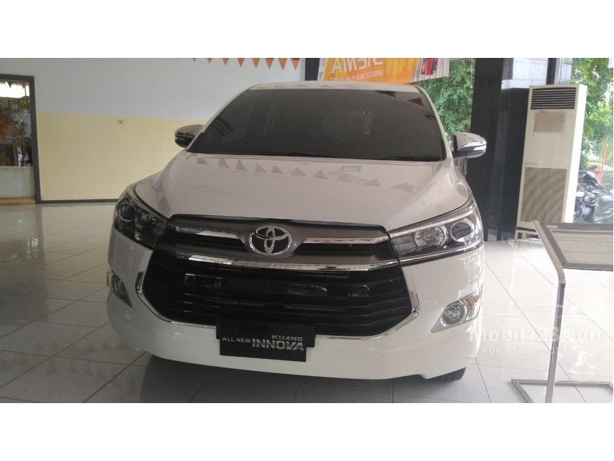 Jual Mobil Toyota Kijang Innova 2018 V 2.4 di Jawa Timur 