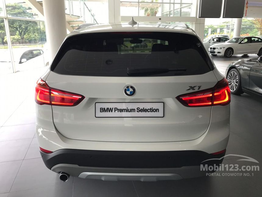  Jual Mobil BMW X1 2021  sDrive18i xLine 1 5 di DKI Jakarta 