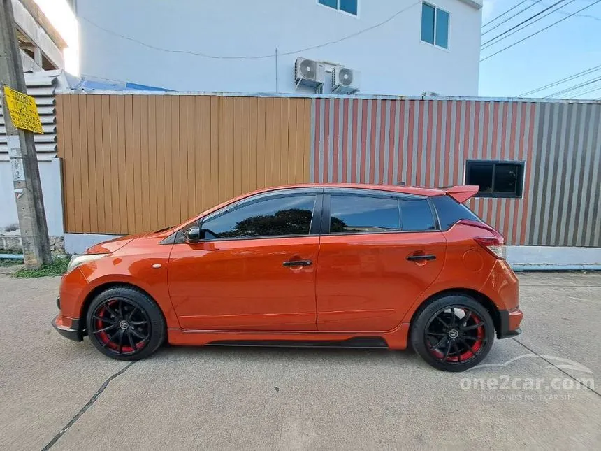 2014 Toyota YARIS E Hatchback