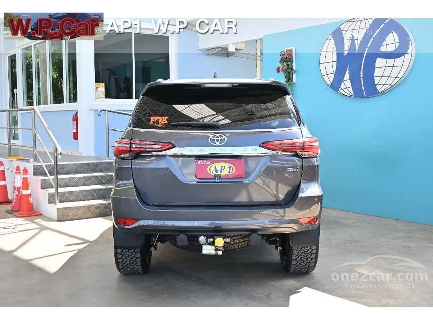 2020 Toyota FORTUNER V SUV
