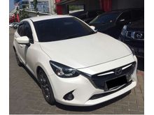 2015 Mazda 2 1.5 R (DP 25 Angsuran bisa diatur)