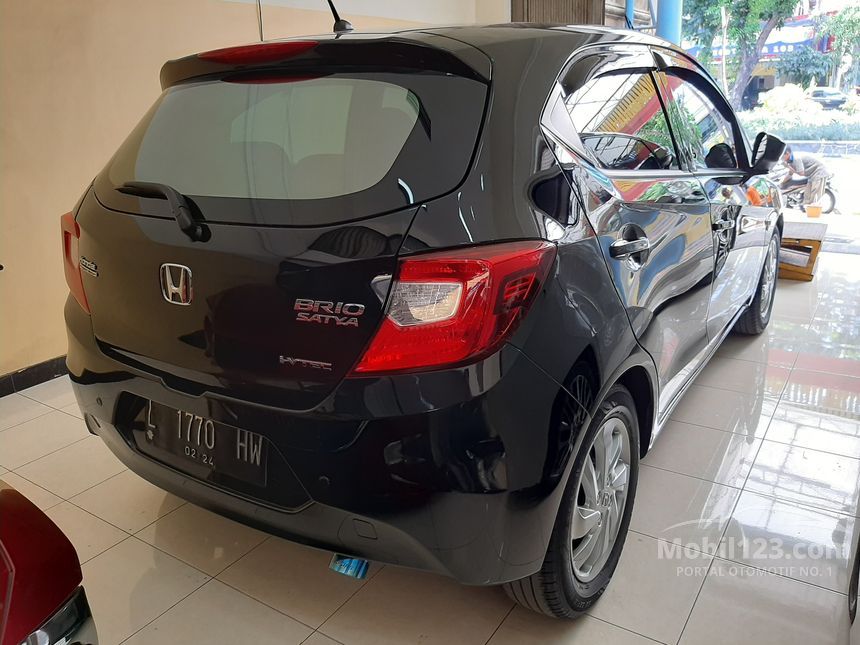 Jual Mobil  Honda Brio  2021 Satya E 1 2 di Jawa  Timur  