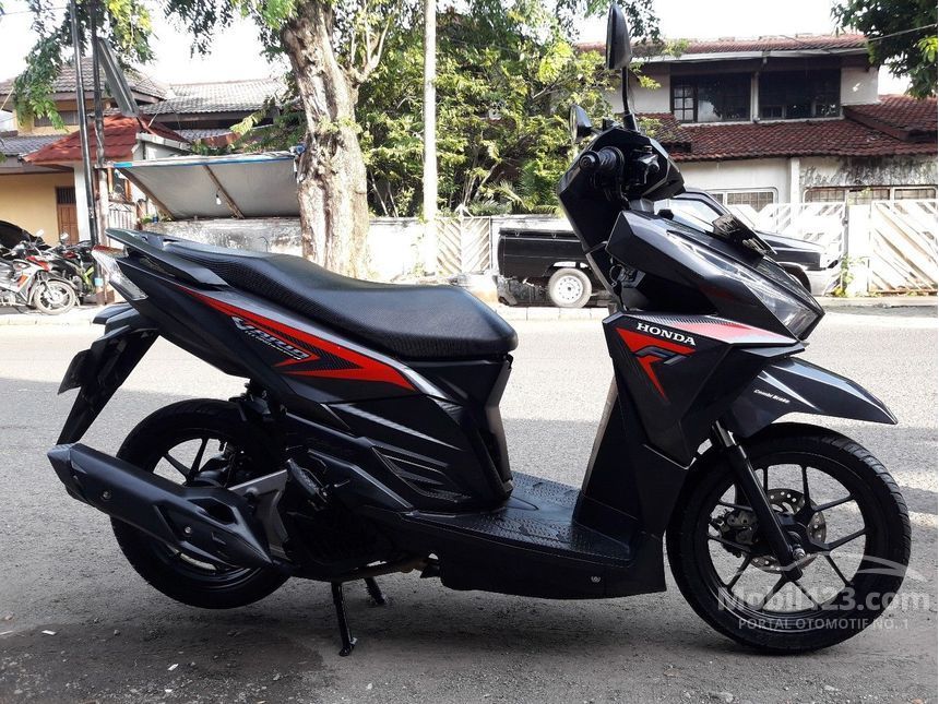 Jual Motor Honda Vario 2015 125 0.1 di DKI Jakarta Automatic Others ...