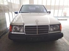 1989 Mercedes-Benz 230E 2.3 W124 (ปี 85-96) Classic Sedan AT