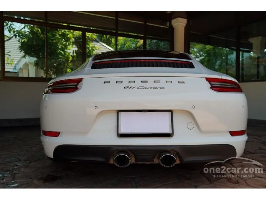 2018 Porsche 911 Carrera Coupe