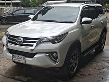 2016 Toyota Fortuner 2.4 (ปี 15-18) V SUV AT