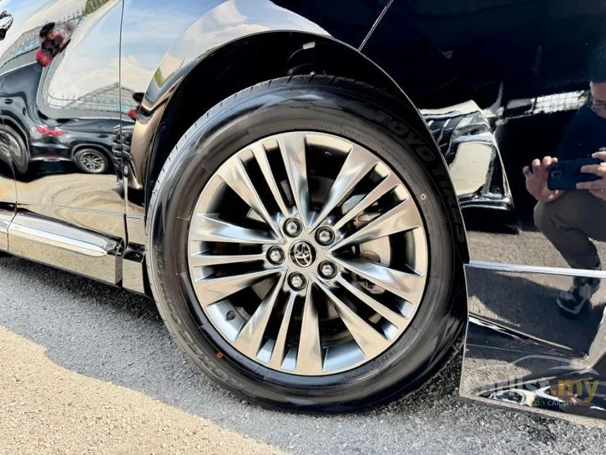 2024 Toyota Alphard Z 7-Seater MPV