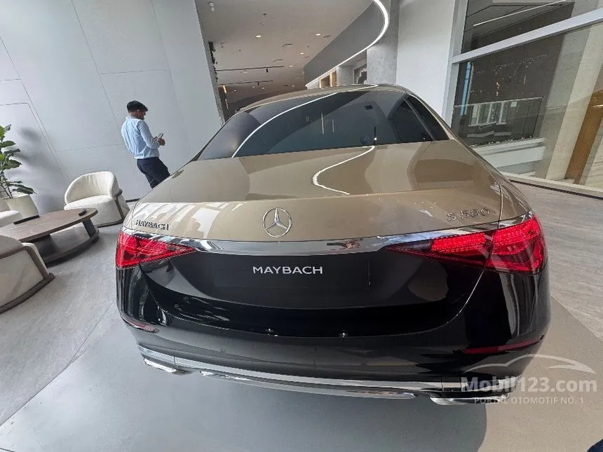 2025 Mercedes-Benz Mercedes-Maybach S580 Sedan