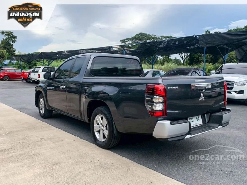 2020 Mitsubishi TRITON GLX Mega Cab Pickup
