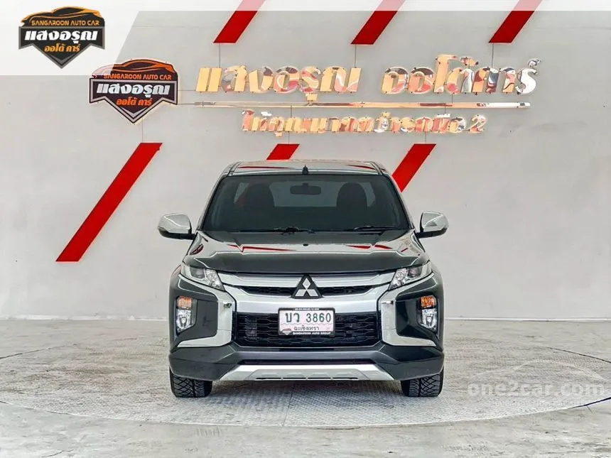 2020 Mitsubishi TRITON GLX Mega Cab Pickup