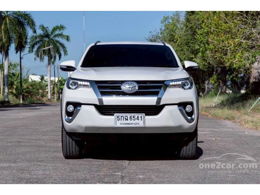 2024 Toyota FORTUNER V SUV