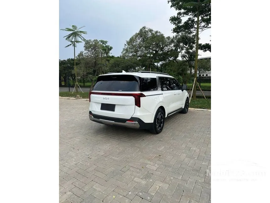 2024 KIA Grand Carnival Premiere 11 Seater MPV