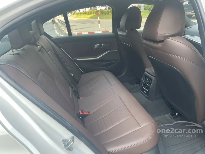 2024 BMW 330e M Sport Sedan
