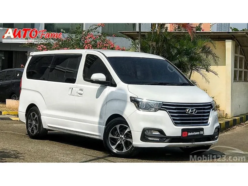 2018 Hyundai H-1 Royale MPV