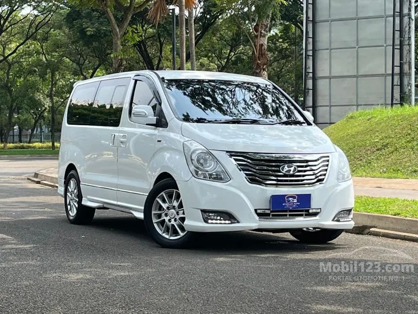2015 Hyundai H-1 Royale Next Generation MPV