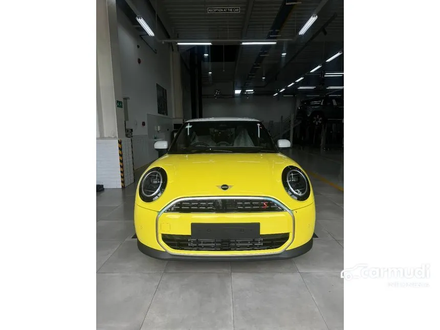 2024 MINI Cooper Cooper S Hatchback