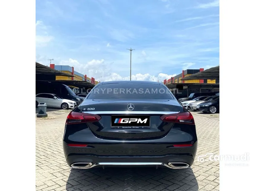 2022 Mercedes-Benz E300 AMG Line Sedan