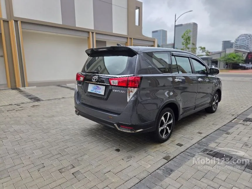 2021 Toyota Kijang Innova Venturer MPV