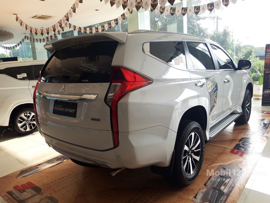 Jual Mobil  Mitsubishi Pajero  Sport 2021  Dakar  2 4 di Jawa 