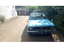 si biru retro 1979 Toyota Corolla 1.2 Manual Sedan