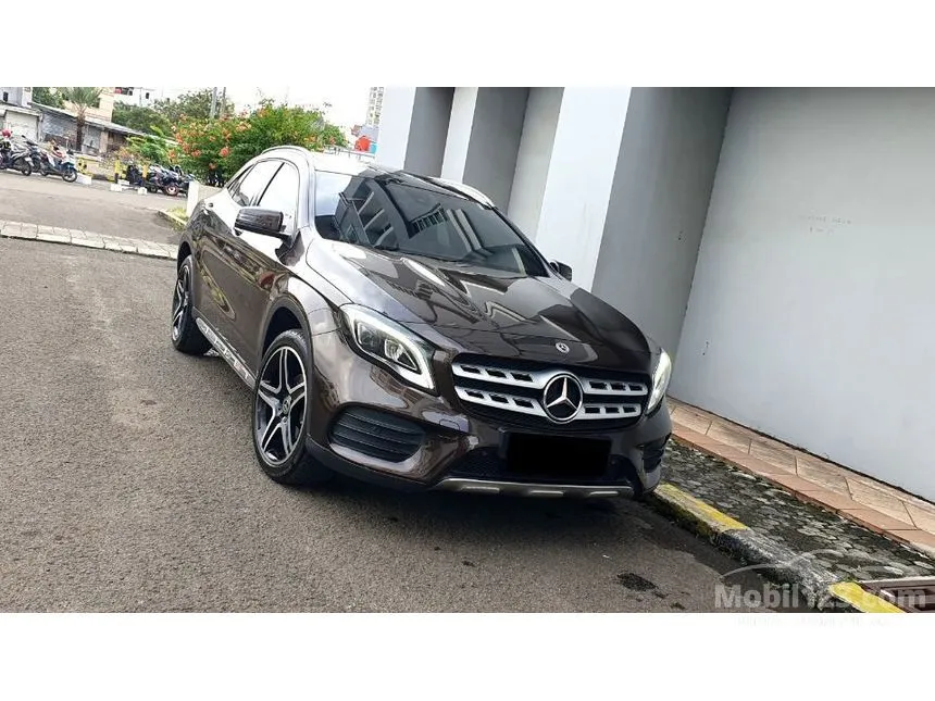 2018 Mercedes-Benz GLA200 AMG SUV