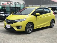 2015 Honda Jazz 1.5 (ปี 14-18) SV i-VTEC Hatchback AT