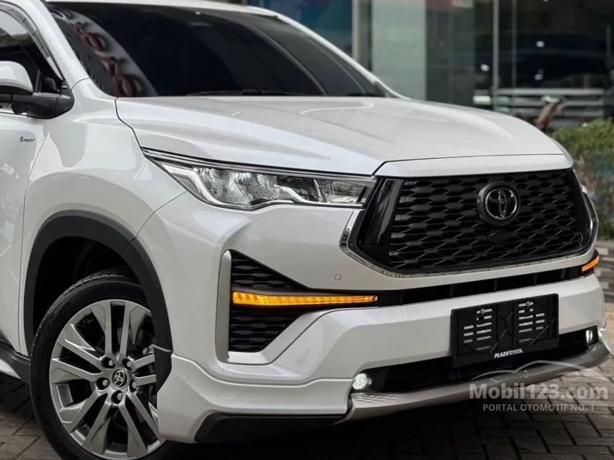 2025 Toyota Kijang Innova Zenix Q HV TSS ( Premium Color) MPV