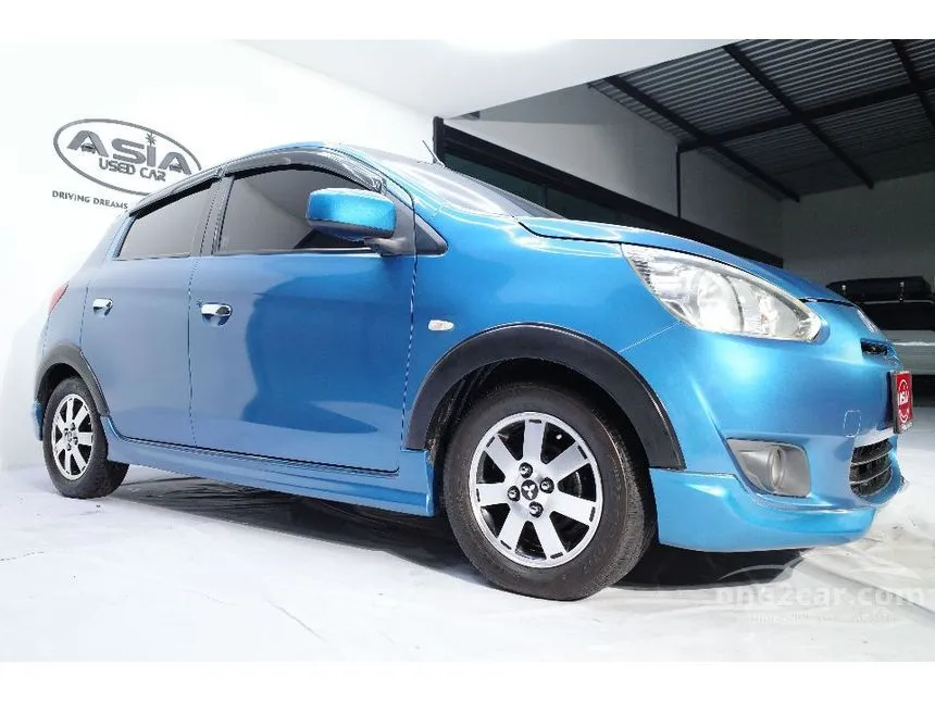 2013 Mitsubishi MIRAGE GLS Hatchback