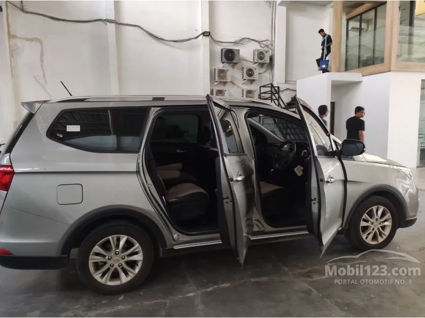 2022 Wuling Cortez S Lux+ MPV