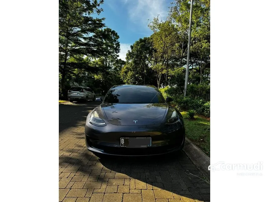 2021 Tesla Model 3 Standard Range Plus Sedan