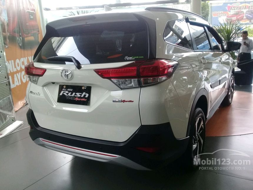 Jual Mobil  Toyota  Rush  2019  TRD Sportivo 1 5 di DKI 