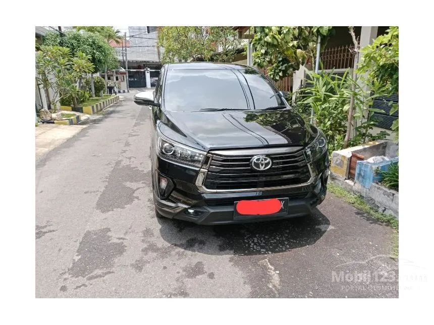 Jual Mobil Toyota Innova Venturer 2021 2.4 di Jawa Timur Automatic Wagon Hitam Rp 474.000.000