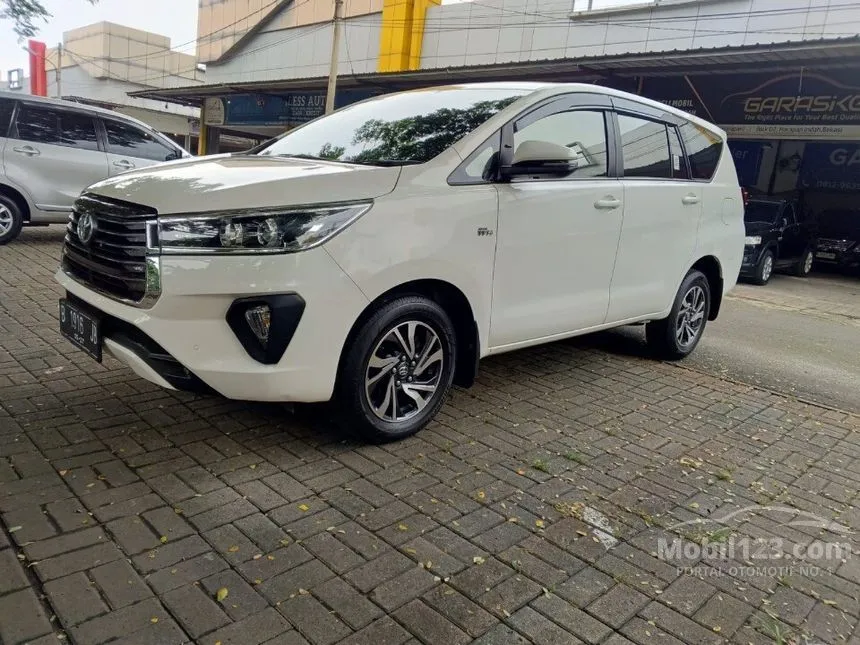 Jual Mobil Toyota Kijang Innova 2022 V 2.0 di Jawa Barat Automatic MPV Putih Rp 375.000.000