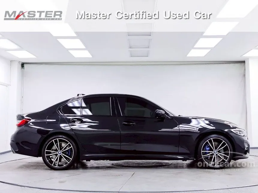 2023 BMW 330e M Sport Sedan