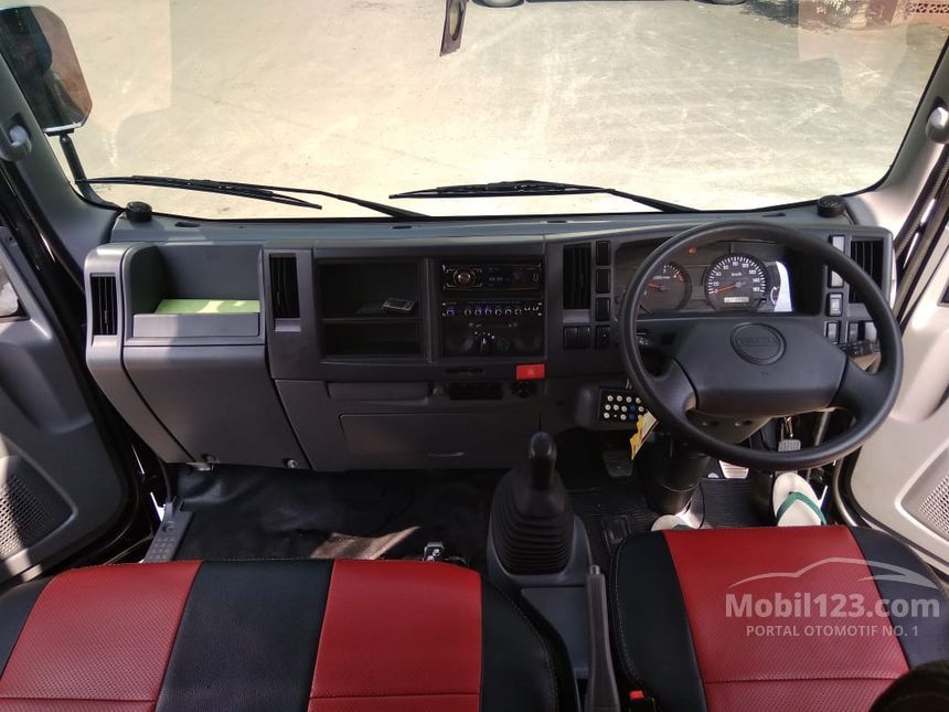 Jual Mobil Isuzu Elf 2018 NLR 2.8 di DKI Jakarta Manual Trucks Hitam Rp