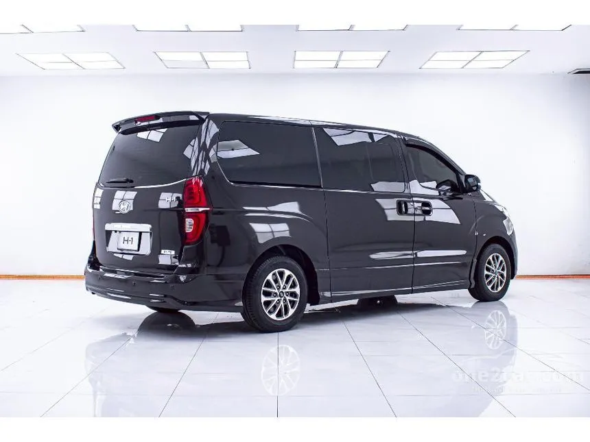 2019 Hyundai H-1 Elite Van