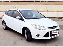 2012 Ford Focus 1.6 Trend Hatchback Matik Putih Terawat