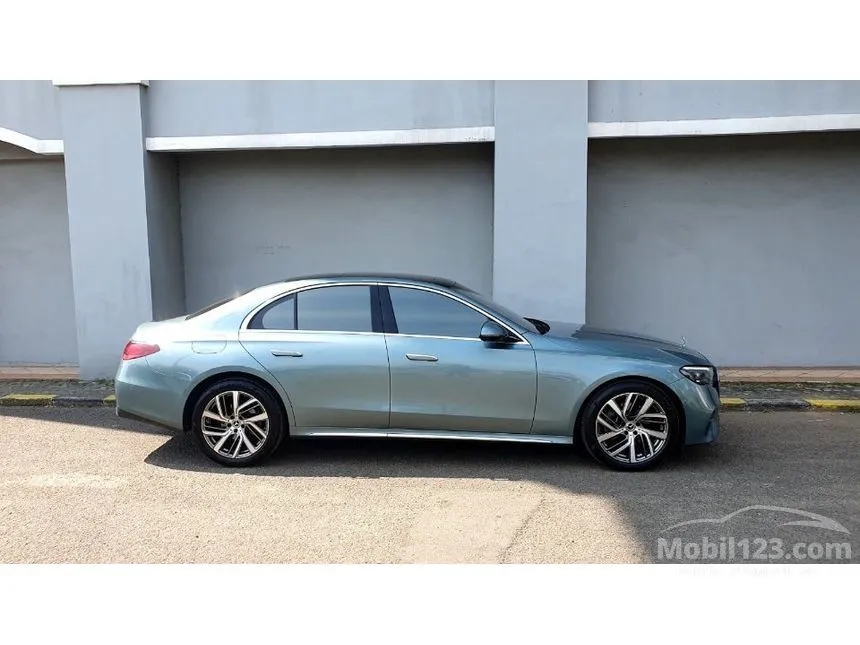 2024 Mercedes-Benz E200 Exclusive Line Sedan