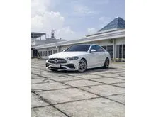 2023 Mercedes-Benz C300 2.0 AMG Line Sedan Paket Kredit CIMB Niaga Auto Finance Siap Pakai Terima Tukar Tambah Cash Kredit Siap Pakai Perfect