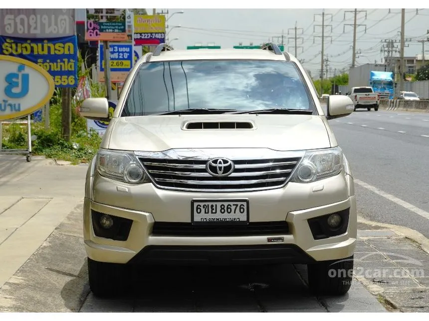 2012 Toyota FORTUNER V SUV