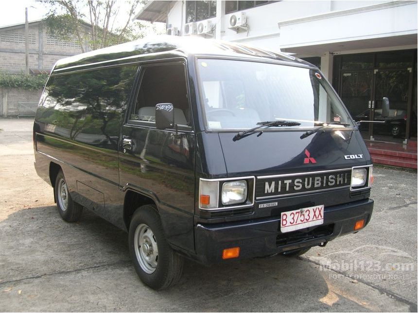 Jual Mobil  Mitsubishi Colt L300  2021 Deluxe 2 5 di DKI 