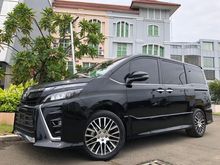 2018 Toyota Voxy 2.0 AT BLACK ON BLACK