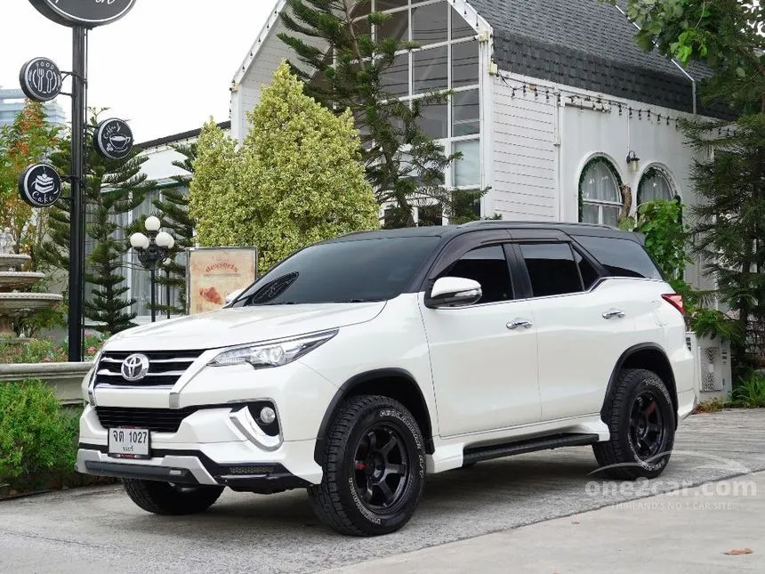 2018 Toyota FORTUNER V SUV