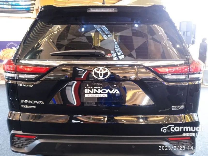 2024 Toyota Kijang Innova Zenix V Wagon