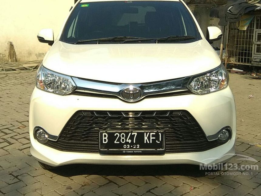 Jual Mobil  Toyota  Avanza  2021 Veloz 1 3 di Jawa  Barat  